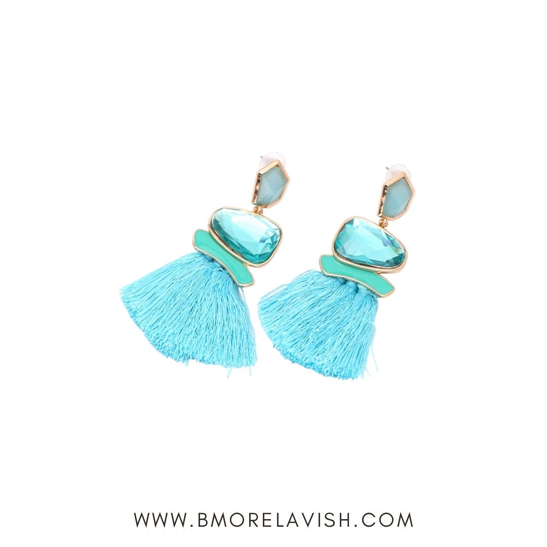 Uptown Diva Light Blue Earrings